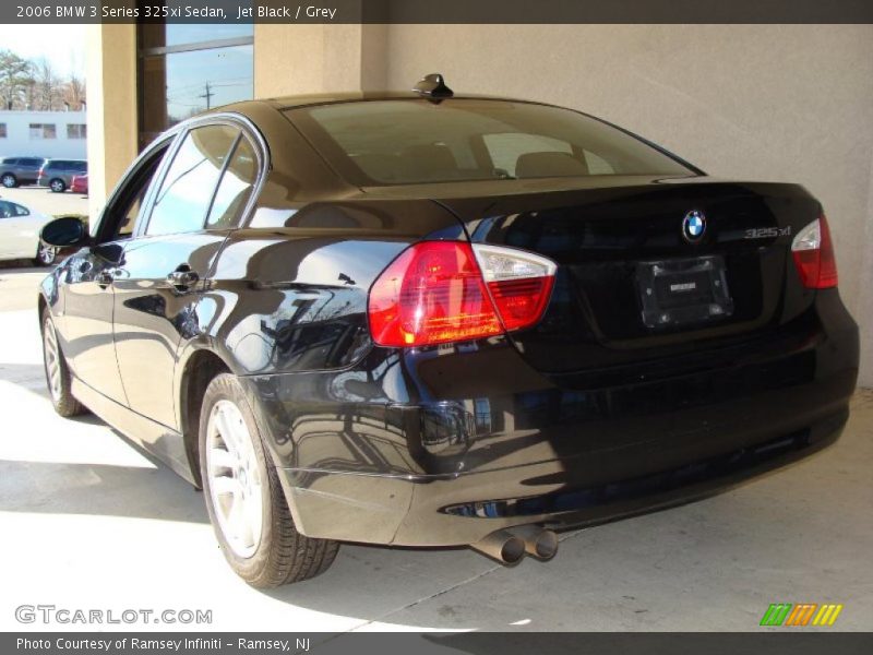 Jet Black / Grey 2006 BMW 3 Series 325xi Sedan
