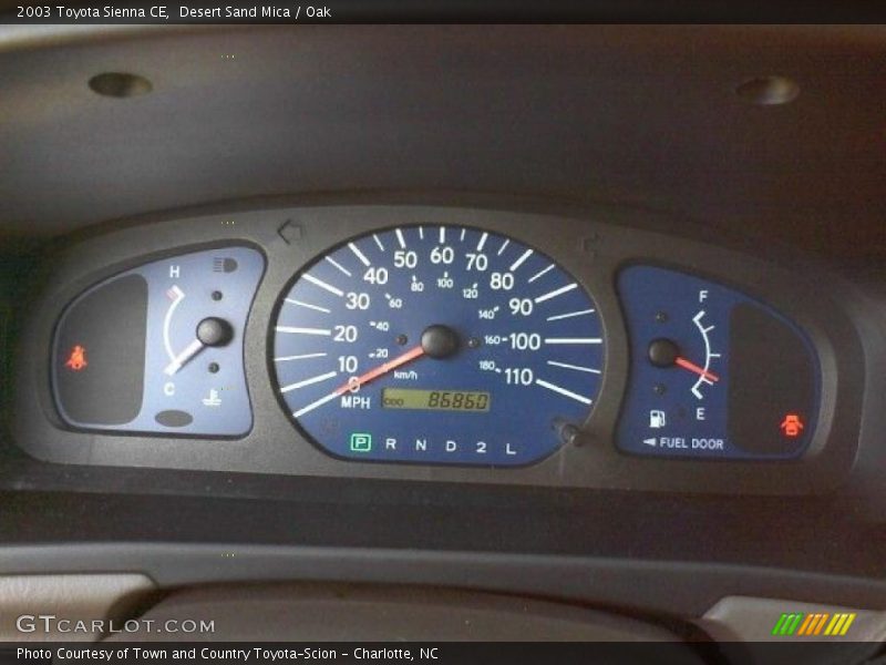 Desert Sand Mica / Oak 2003 Toyota Sienna CE