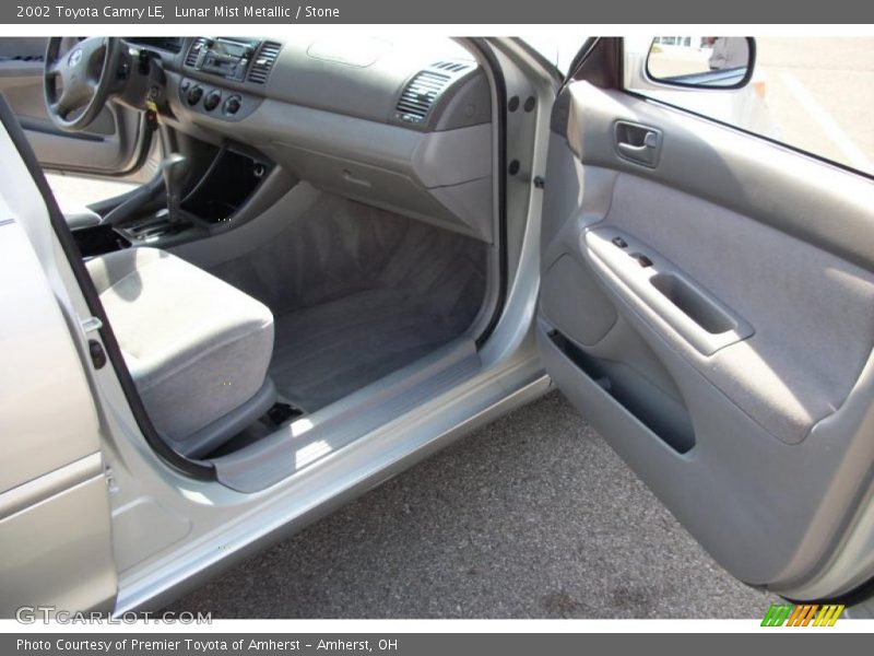 Lunar Mist Metallic / Stone 2002 Toyota Camry LE