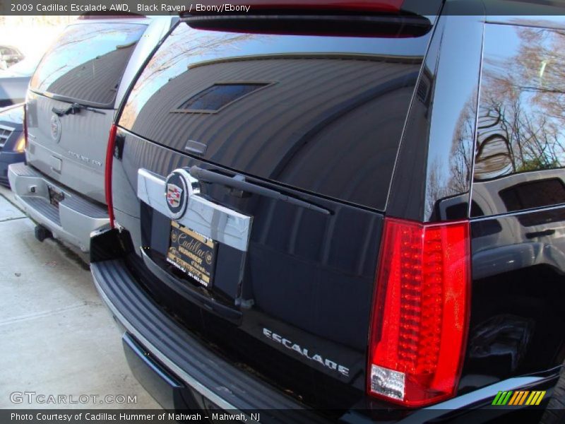 Black Raven / Ebony/Ebony 2009 Cadillac Escalade AWD