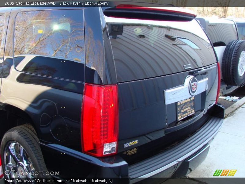 Black Raven / Ebony/Ebony 2009 Cadillac Escalade AWD