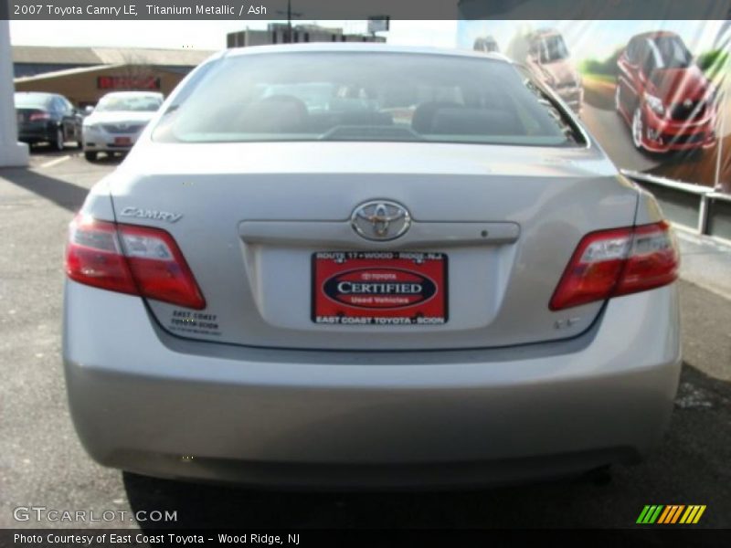 Titanium Metallic / Ash 2007 Toyota Camry LE