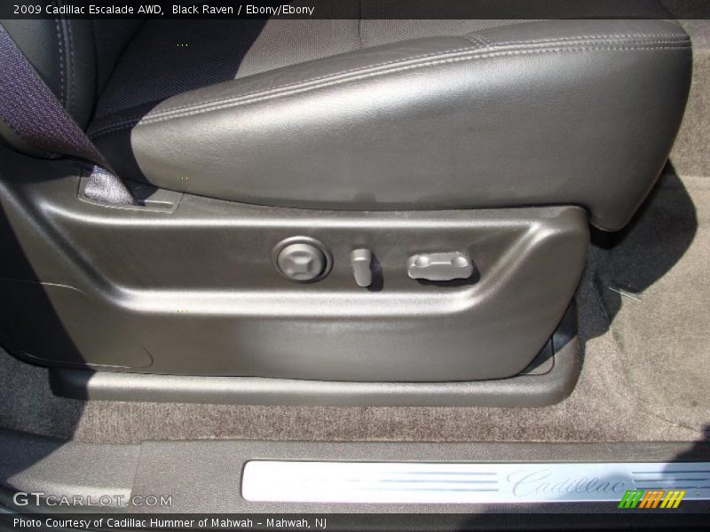 Black Raven / Ebony/Ebony 2009 Cadillac Escalade AWD