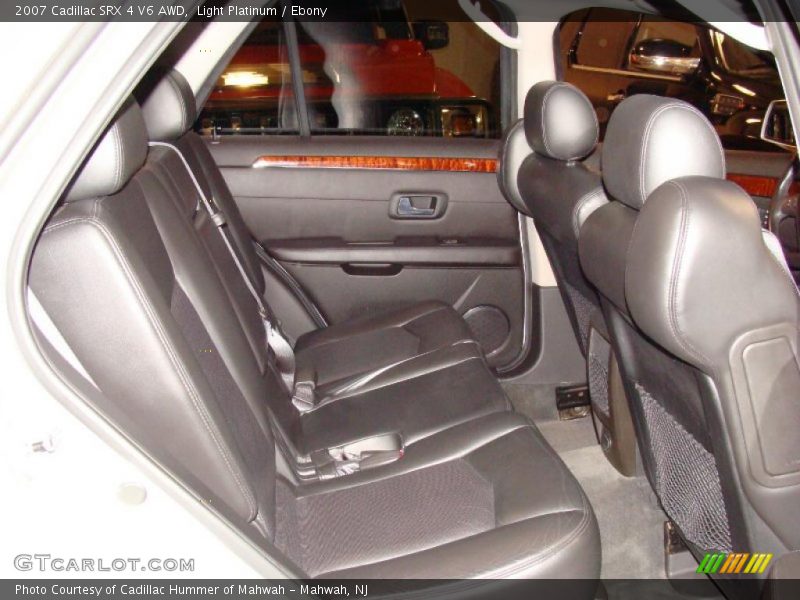 Light Platinum / Ebony 2007 Cadillac SRX 4 V6 AWD