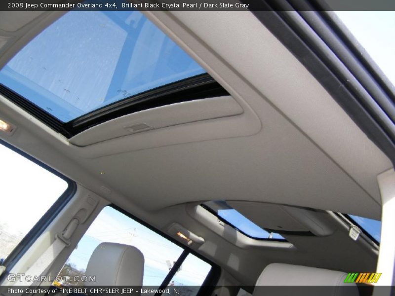 Brilliant Black Crystal Pearl / Dark Slate Gray 2008 Jeep Commander Overland 4x4
