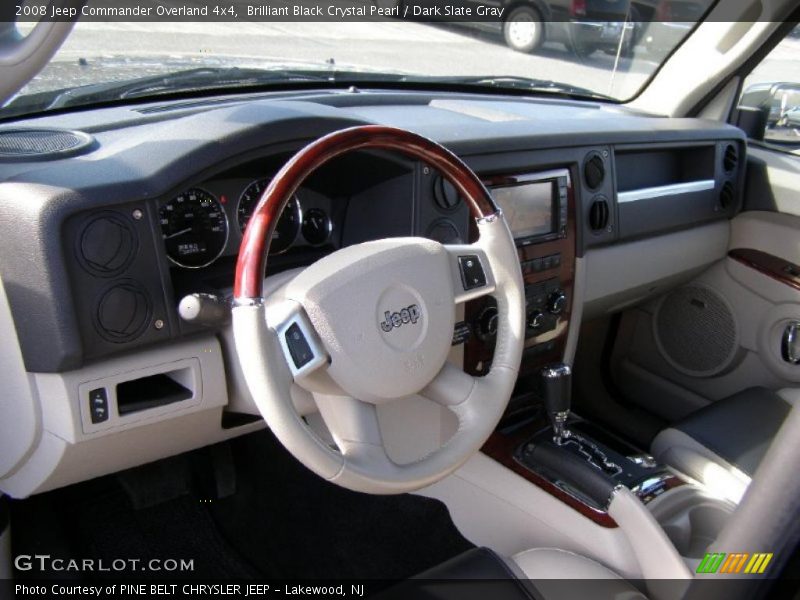 Brilliant Black Crystal Pearl / Dark Slate Gray 2008 Jeep Commander Overland 4x4