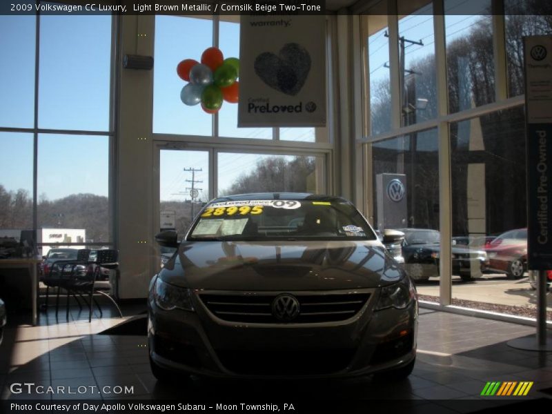 Light Brown Metallic / Cornsilk Beige Two-Tone 2009 Volkswagen CC Luxury