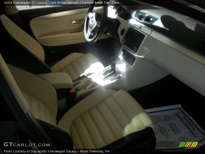 Light Brown Metallic / Cornsilk Beige Two-Tone 2009 Volkswagen CC Luxury