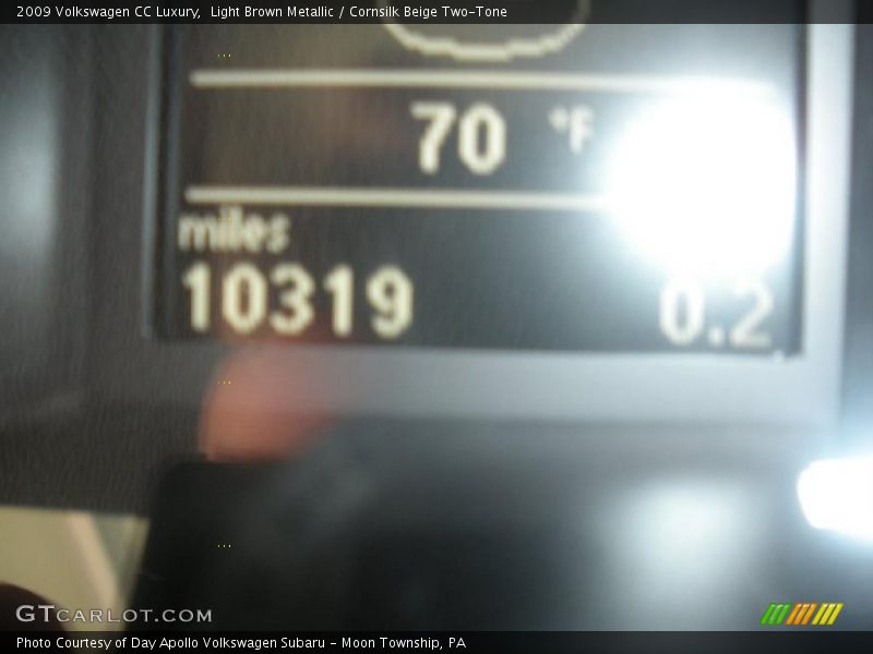 Light Brown Metallic / Cornsilk Beige Two-Tone 2009 Volkswagen CC Luxury