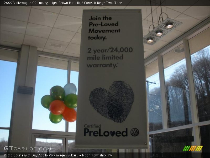 Light Brown Metallic / Cornsilk Beige Two-Tone 2009 Volkswagen CC Luxury