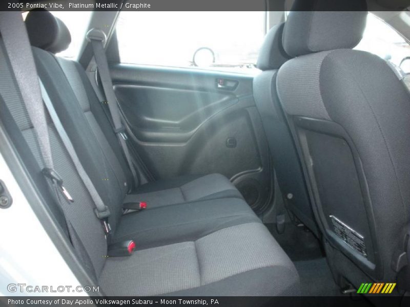Platinum Metallic / Graphite 2005 Pontiac Vibe
