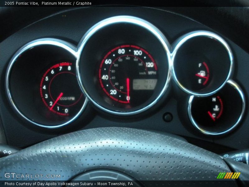 Platinum Metallic / Graphite 2005 Pontiac Vibe