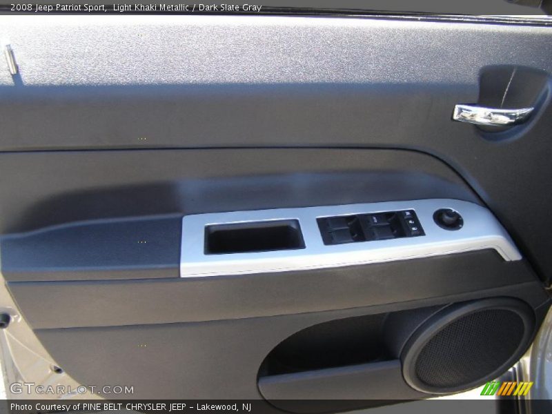 Light Khaki Metallic / Dark Slate Gray 2008 Jeep Patriot Sport