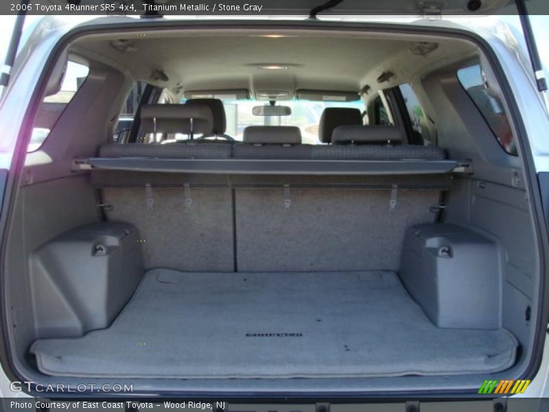 Titanium Metallic / Stone Gray 2006 Toyota 4Runner SR5 4x4