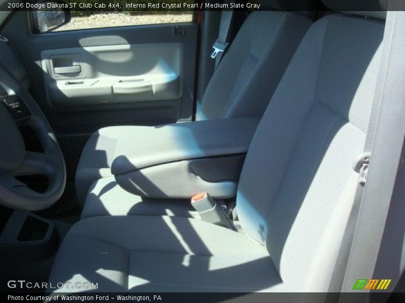 Inferno Red Crystal Pearl / Medium Slate Gray 2006 Dodge Dakota ST Club Cab 4x4