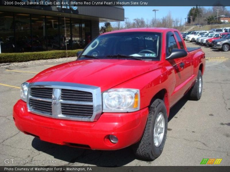Inferno Red Crystal Pearl / Medium Slate Gray 2006 Dodge Dakota ST Club Cab 4x4