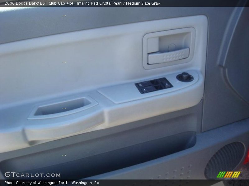Inferno Red Crystal Pearl / Medium Slate Gray 2006 Dodge Dakota ST Club Cab 4x4
