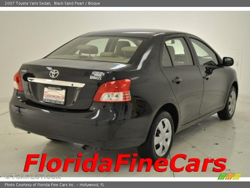 Black Sand Pearl / Bisque 2007 Toyota Yaris Sedan
