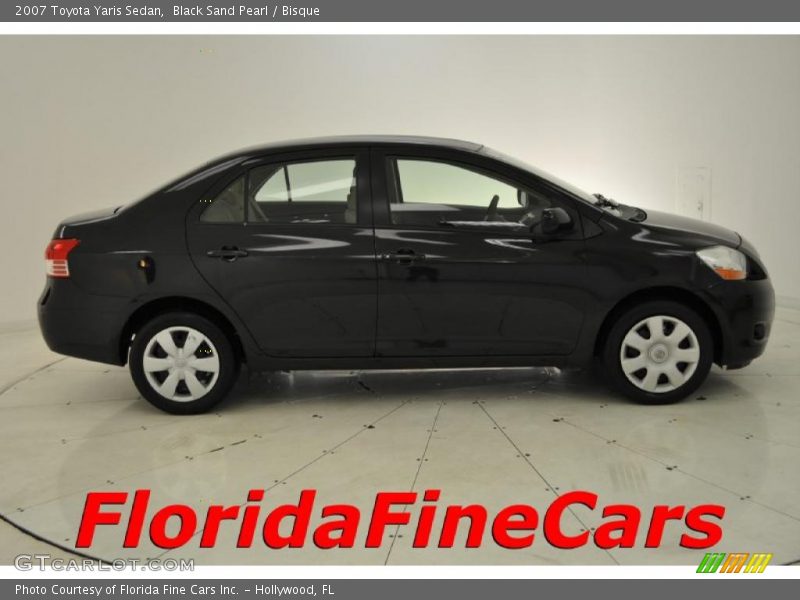 Black Sand Pearl / Bisque 2007 Toyota Yaris Sedan