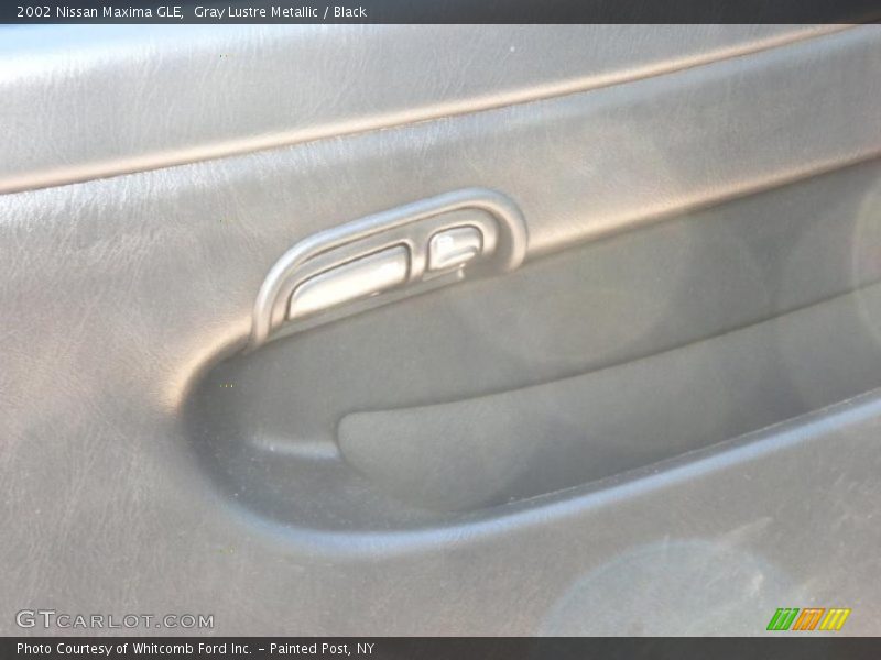 Gray Lustre Metallic / Black 2002 Nissan Maxima GLE