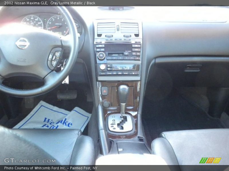 Gray Lustre Metallic / Black 2002 Nissan Maxima GLE