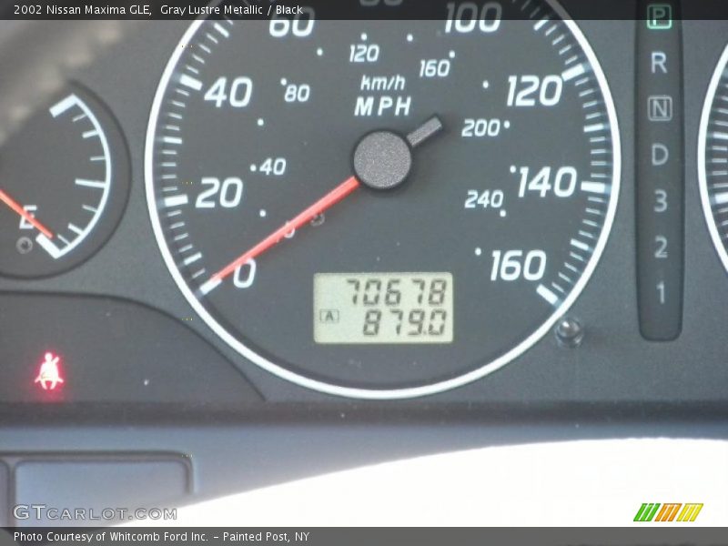 Gray Lustre Metallic / Black 2002 Nissan Maxima GLE