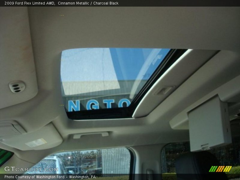 Cinnamon Metallic / Charcoal Black 2009 Ford Flex Limited AWD