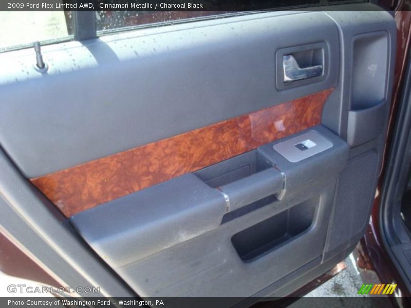 Cinnamon Metallic / Charcoal Black 2009 Ford Flex Limited AWD
