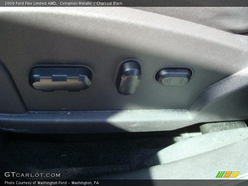 Cinnamon Metallic / Charcoal Black 2009 Ford Flex Limited AWD