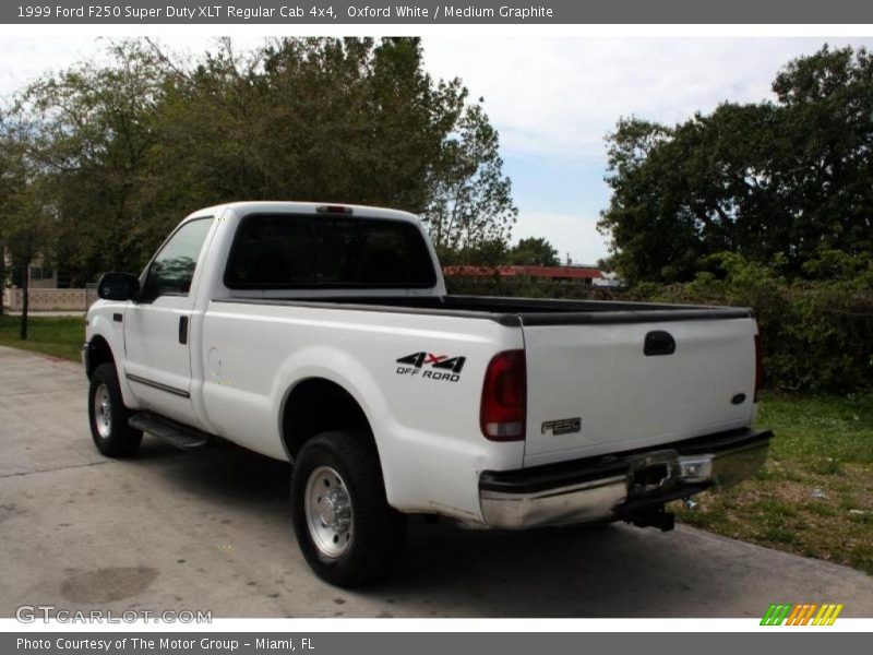 Oxford White / Medium Graphite 1999 Ford F250 Super Duty XLT Regular Cab 4x4