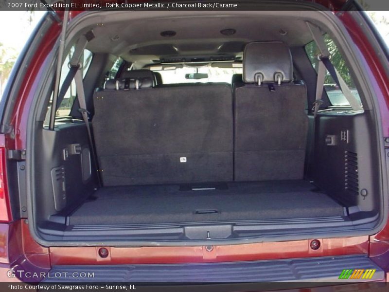  2007 Expedition EL Limited Trunk