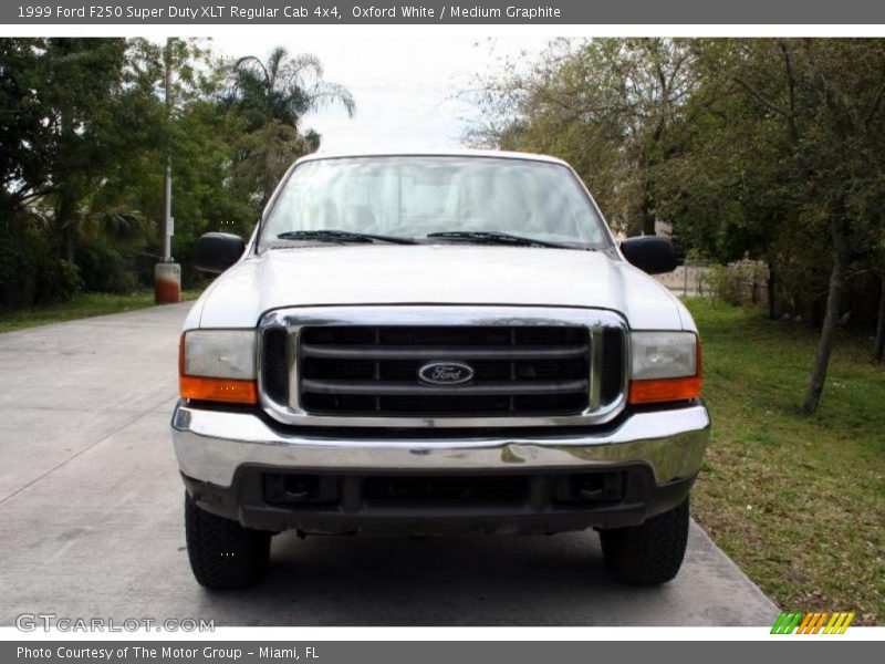 Oxford White / Medium Graphite 1999 Ford F250 Super Duty XLT Regular Cab 4x4