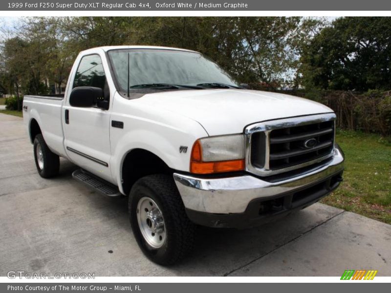 Oxford White / Medium Graphite 1999 Ford F250 Super Duty XLT Regular Cab 4x4