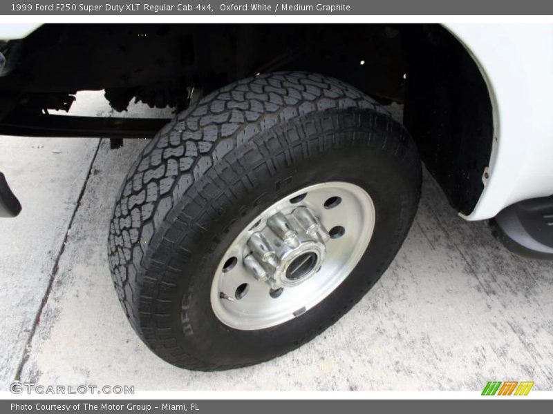 Oxford White / Medium Graphite 1999 Ford F250 Super Duty XLT Regular Cab 4x4