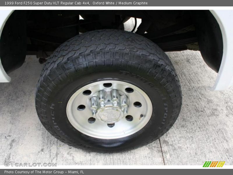 Oxford White / Medium Graphite 1999 Ford F250 Super Duty XLT Regular Cab 4x4