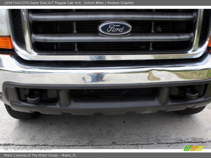 Oxford White / Medium Graphite 1999 Ford F250 Super Duty XLT Regular Cab 4x4