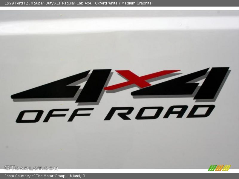 Oxford White / Medium Graphite 1999 Ford F250 Super Duty XLT Regular Cab 4x4