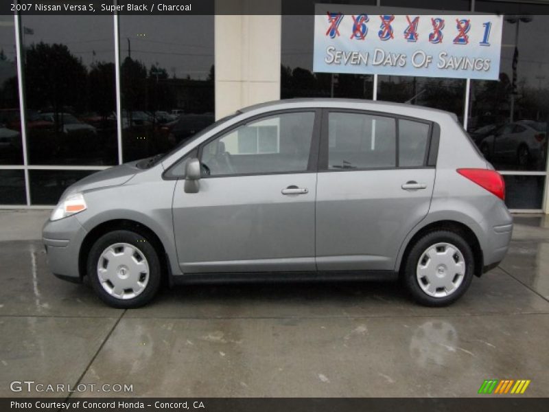 Super Black / Charcoal 2007 Nissan Versa S