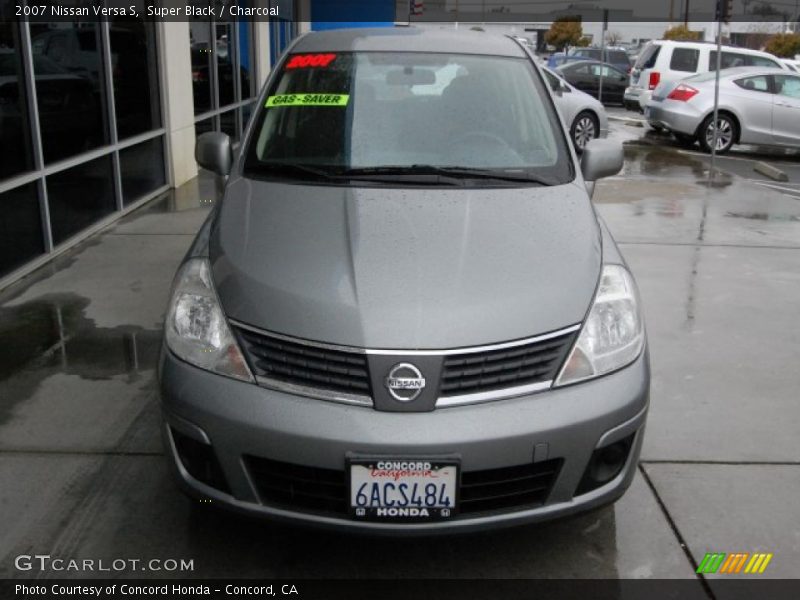 Super Black / Charcoal 2007 Nissan Versa S