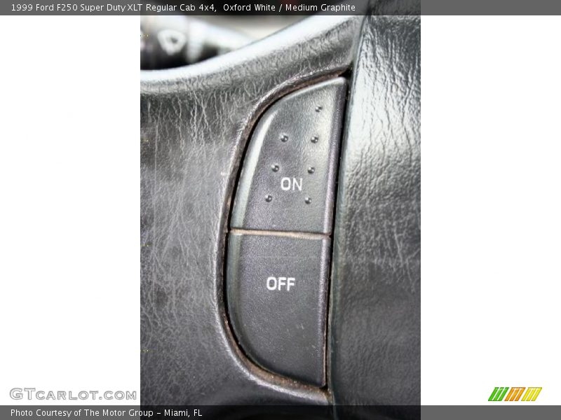 Oxford White / Medium Graphite 1999 Ford F250 Super Duty XLT Regular Cab 4x4