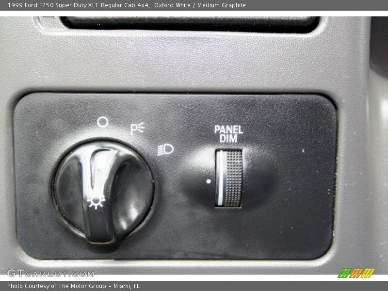 Oxford White / Medium Graphite 1999 Ford F250 Super Duty XLT Regular Cab 4x4