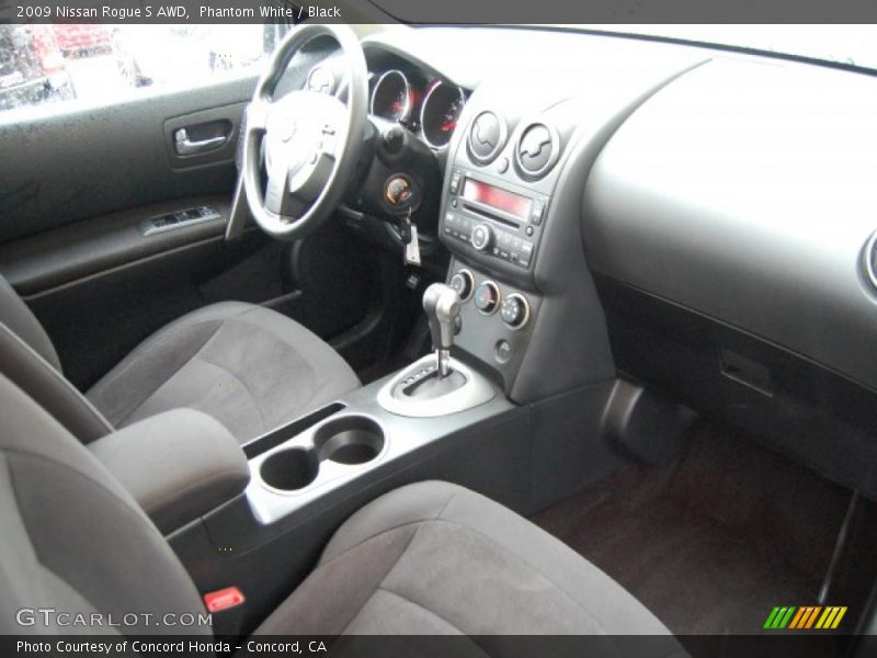Phantom White / Black 2009 Nissan Rogue S AWD