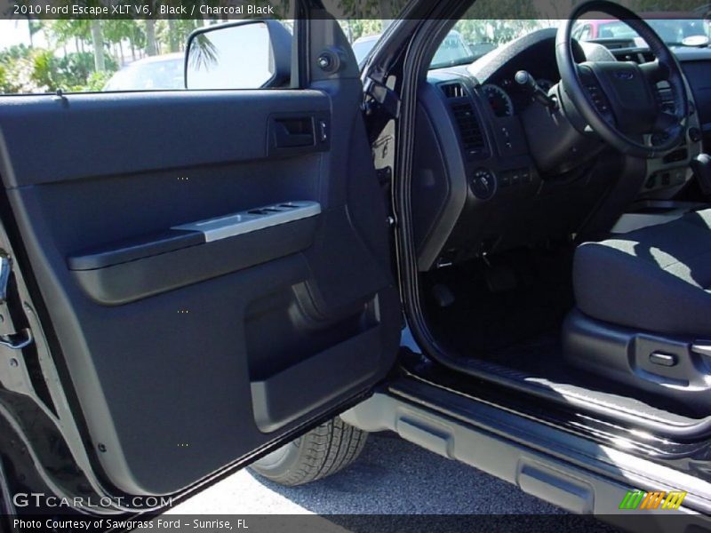 Black / Charcoal Black 2010 Ford Escape XLT V6
