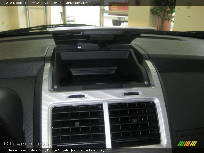 Stone White / Dark Slate Gray 2010 Dodge Journey SXT