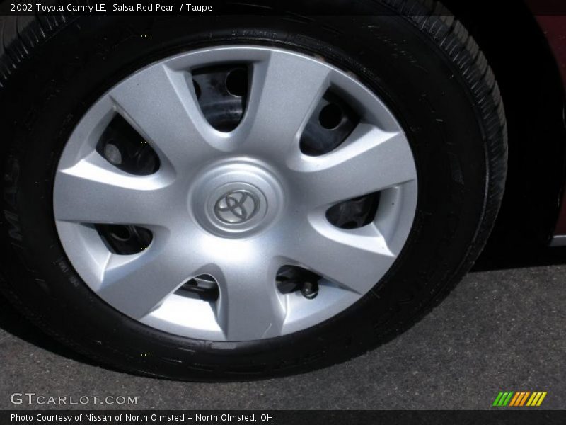 Salsa Red Pearl / Taupe 2002 Toyota Camry LE