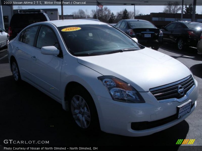 Winter Frost Pearl / Charcoal 2009 Nissan Altima 2.5 S