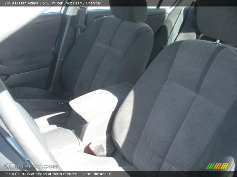 Winter Frost Pearl / Charcoal 2009 Nissan Altima 2.5 S