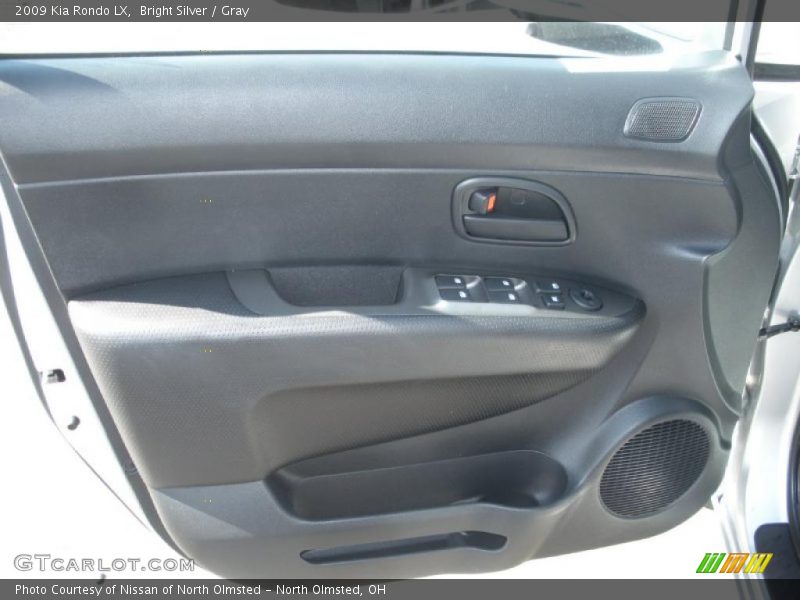 Bright Silver / Gray 2009 Kia Rondo LX