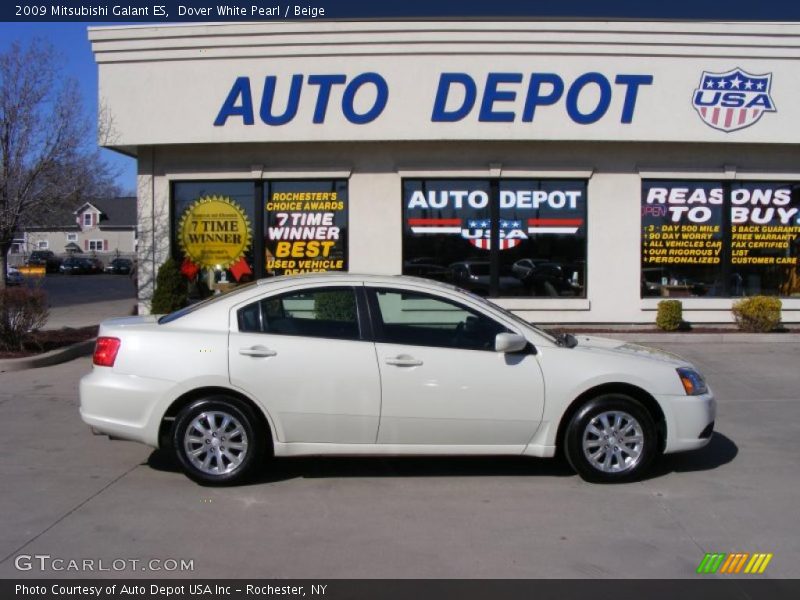 Dover White Pearl / Beige 2009 Mitsubishi Galant ES