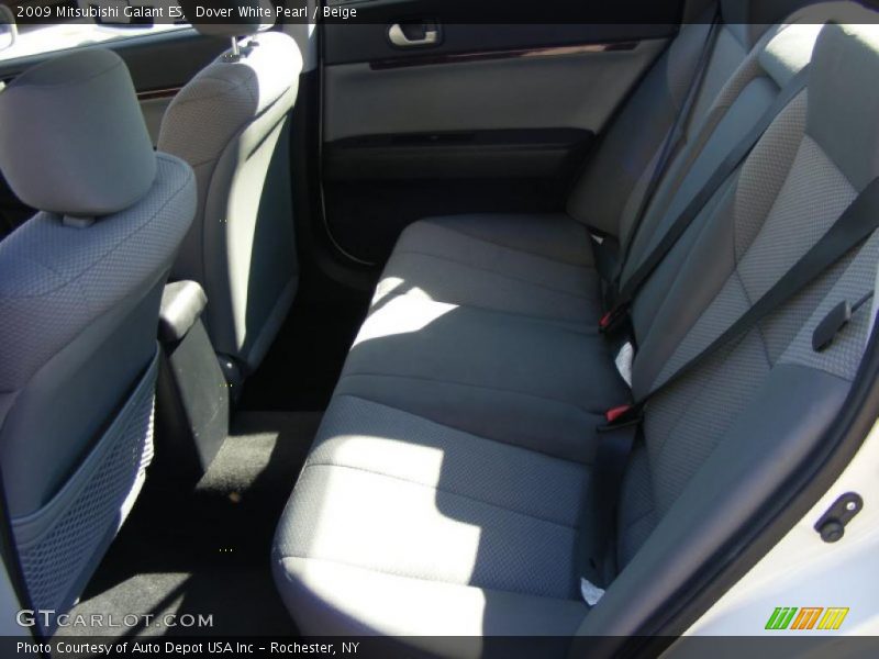 Dover White Pearl / Beige 2009 Mitsubishi Galant ES